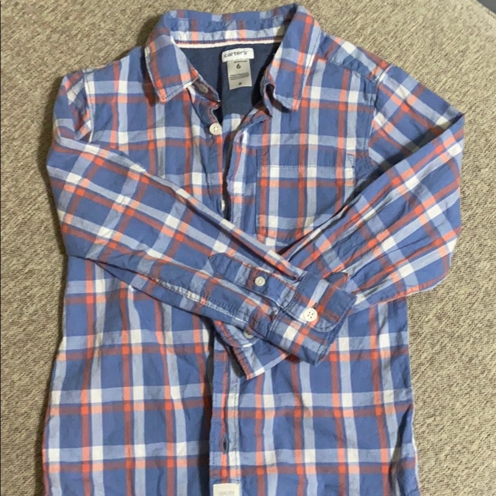Carters Button up-size 6